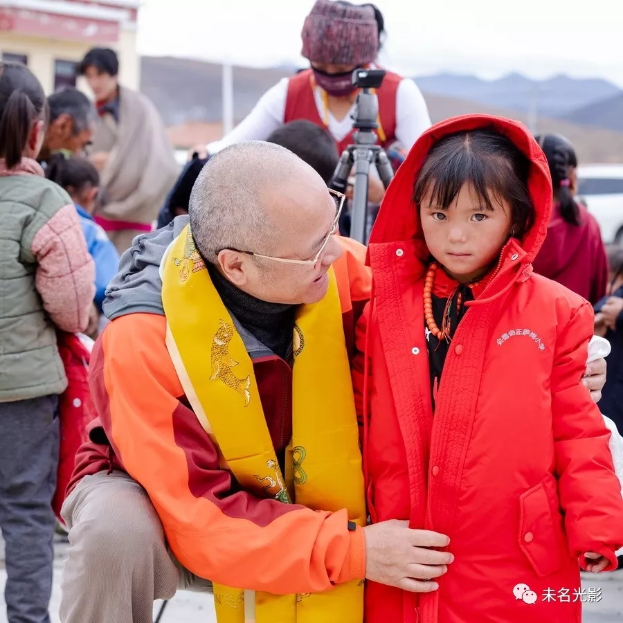 中国经济体制改革基金会牧区深处的尖德小学——“传播爱心,记录成长”主题摄影之旅青海行纪实之一